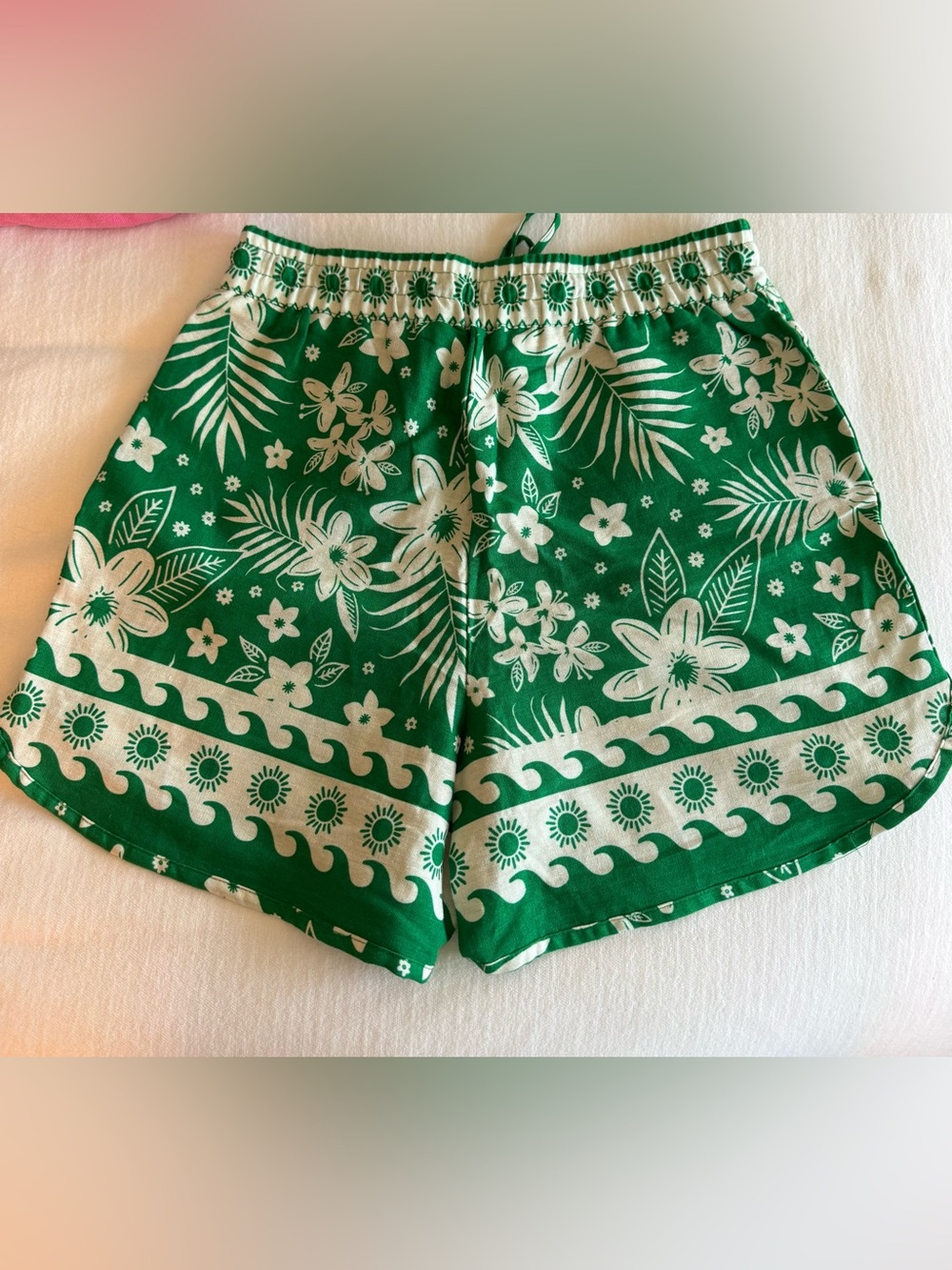 C&C California Green and White Floral Bermuda Shorts